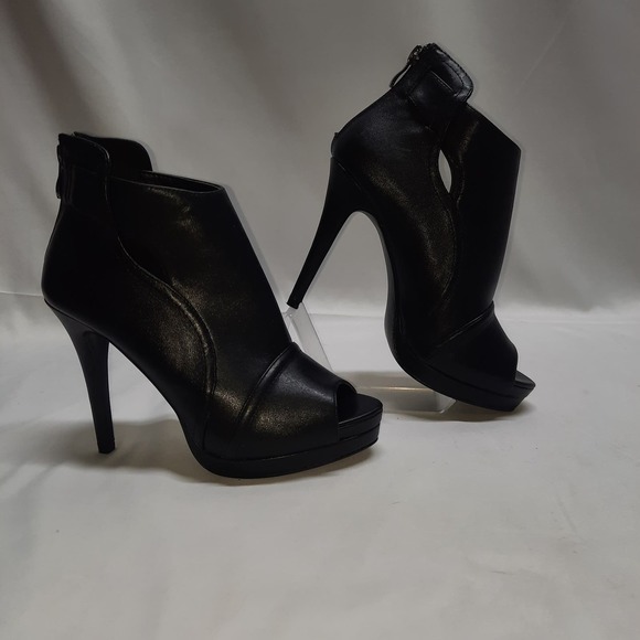 NWOT Joli Jolimall Black High Heel Peep Toe Bootie Size 6 - Picture 1 of 9